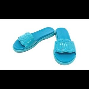 AUTHENTIC Chanel Enamel Flat Sandals 🩴 - or best offer!